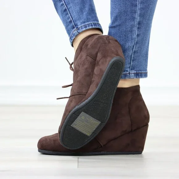 Brown Ankle Boots Wedge Heel Faux Suede Round Toe Lace Up - Picture 12 of 15